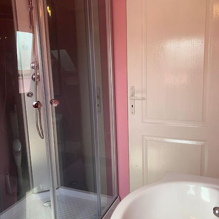 Studio Meuble Dans Une Maison Limay المظهر الخارجي الصورة