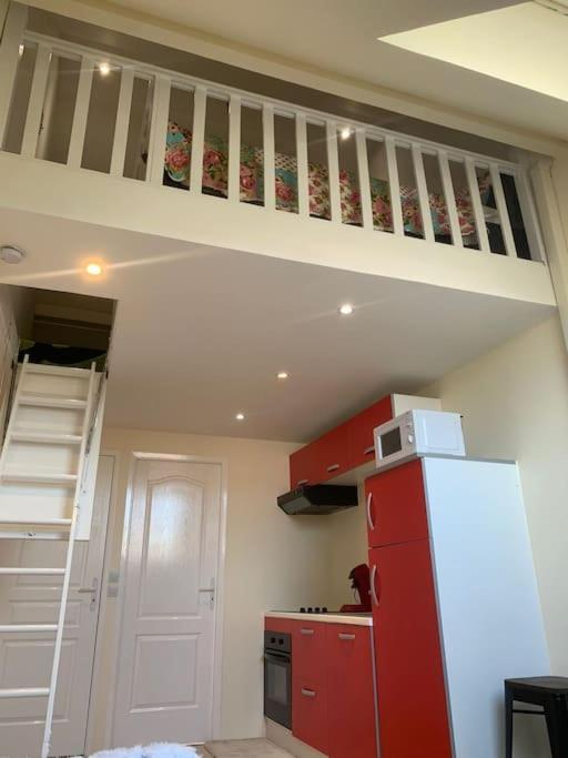 Studio Meuble Dans Une Maison Limay المظهر الخارجي الصورة